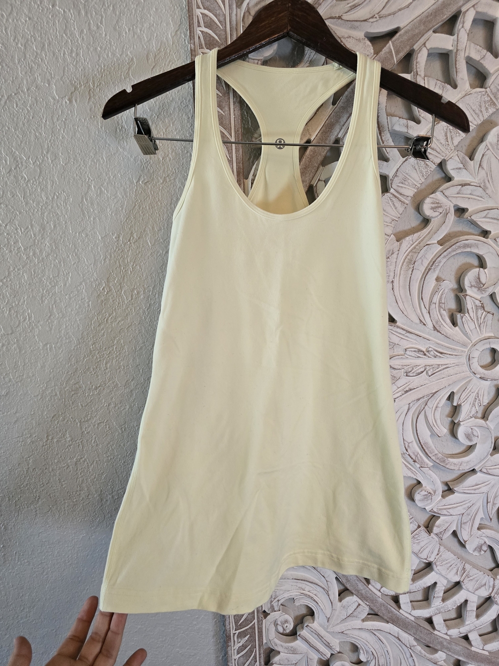 Lululemon Women's Racerback Tank Top Scoop Neck Sleeveless Light yellow 2